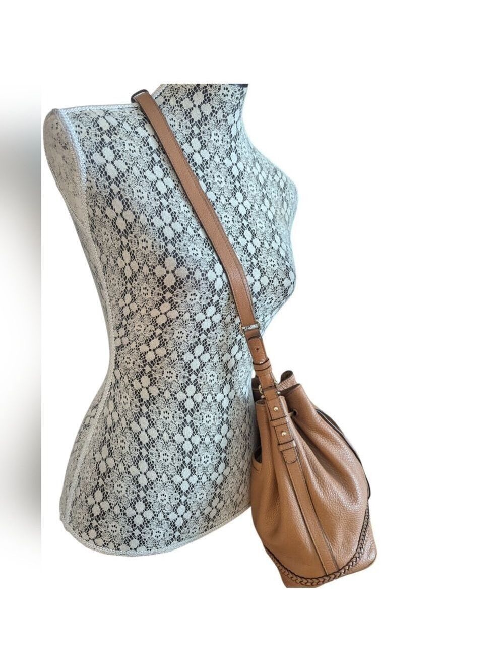 Danier Leather Drawstring Bag - Picture 2 of 16